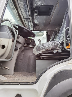 Sinotruk HOWO Máy kéo hạng nặng xe tải xe kéo đầu 6*4 2018 371-375HP ISO chấp thuận