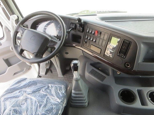 Heavy-Duty Shacman Sinotruk Làm thế nào máy kéo xe tải kéo đầu xe tải với công suất động cơ &gt;8L