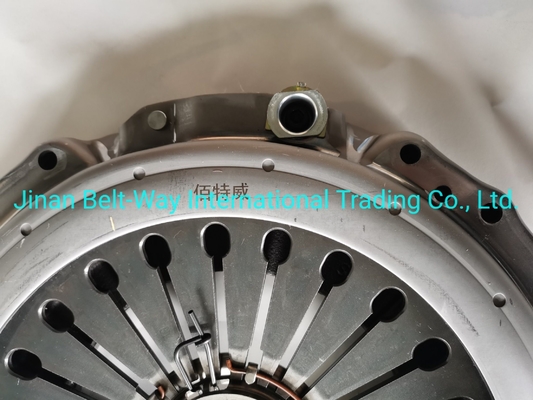 Bảng ly hợp chuẩn Az9725160100 cho Sinotruk HOWO Truck Parts tại thị trường Nam Á
