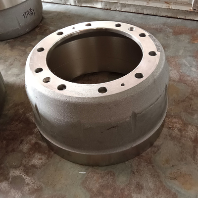 Bộ phận hệ thống điện Sinotruk HOWO Truck phanh phía trước trống AZ9112440001 với bánh xe