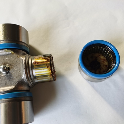 Các khoản thanh toán an toàn Universal Joint Wg6013314080 Hỗ trợ thanh toán bằng USD Chiếc xe tải hạng nặng