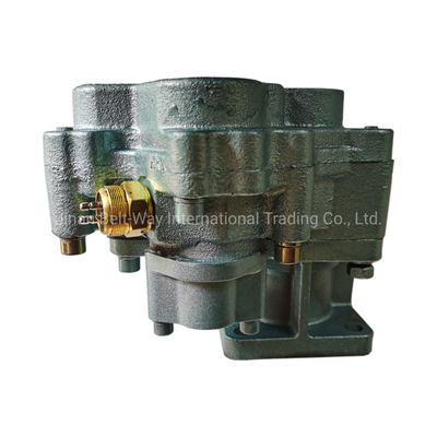 Sinotruk HOWO 371 Pto Dump Truck Power Take Off Assembly Wg9700290150 với trục trước