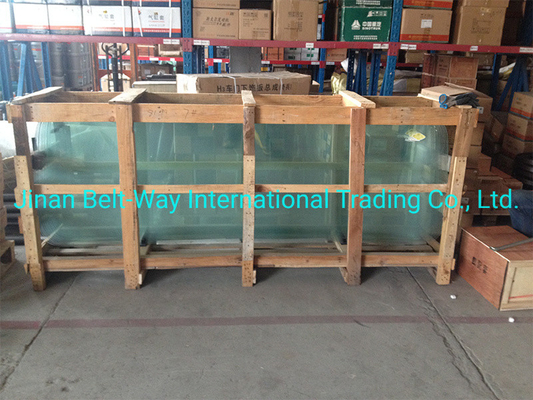 Nhận tiền hoàn lại cho đơn đặt hàng không vận chuyển Sinotruk HOWO Chiếc xe tải Wg1642710001 kính trước