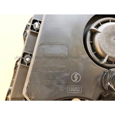 40.00cm * 30.00cm * 25.00cm Kích thước gói Shacman F3000 Truck Đèn đầu bên phải Dz95189724020