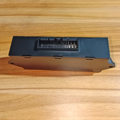 HOWO Sinotruk N7g Heavy Truck Door Controller Module Wg1671340051 cho nhu cầu xe tải của bạn