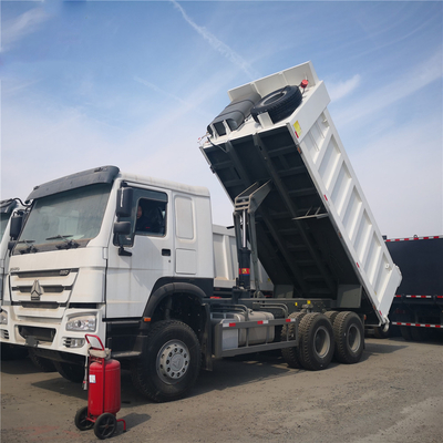 Sinotruk 10 bánh xe 6X4 371HP và sử dụng HOWO Dump Truck với thiết kế lốp không ống