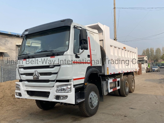 Công suất động cơ &gt; 8L Sinotruk HOWO Zz3257n3647A 371HP Euro II xe tải đè đè