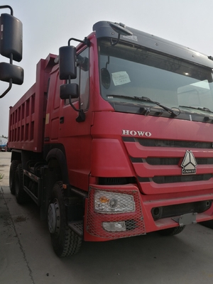 Sinotruk HOWO xe tải đổ rác xe tải bơm nặng 5800 * 2300 * 1500mm với tiêu thụ