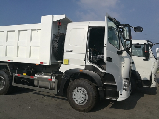 HOWO 6X4 Xe tải có dung lượng động cơ 20 mét khối và tiêu chuẩn khí thải Euro 2