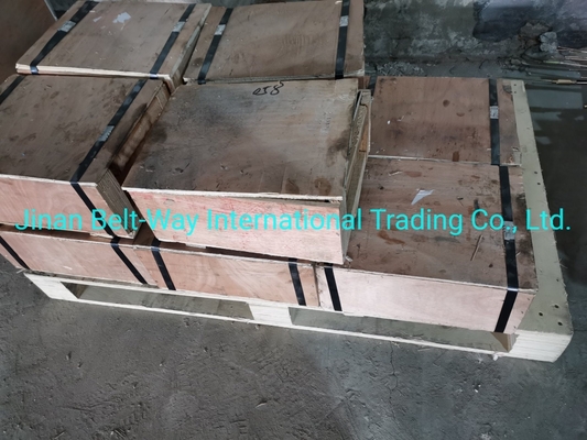 Các bộ phận hệ thống lái Kệ lái cho Sinotruk HOWO Truck Cylinder Head Az1560040058