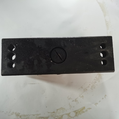Sinotruk HOWO Truck Parts Đệm hỗ trợ động cơ phía sau với chính sách hoàn trả Wg9725593031