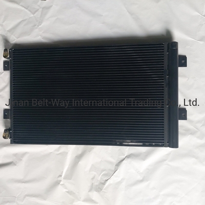 Sinotruk HOWO Xe tải Phân bộ tản nhiệt bể nước Hệ thống truyền tải tiên tiến hộp số