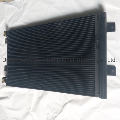 Sinotruk HOWO Xe tải Phân bộ tản nhiệt bể nước Hệ thống truyền tải tiên tiến hộp số