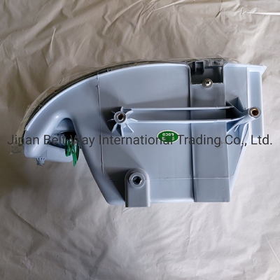 Sinotruk HOWO Truck Parts Truck Spare Parts Head Lamp Wg9719720001 cho thị trường Nam Á