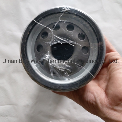 Các bộ phận hệ thống truyền tải Sinotruk HOWO Truck phụ tùng lọc dầu Wg1246070002